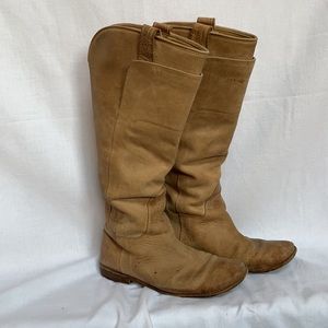 Frye Riding Boots 6.5 B tan suede leather
